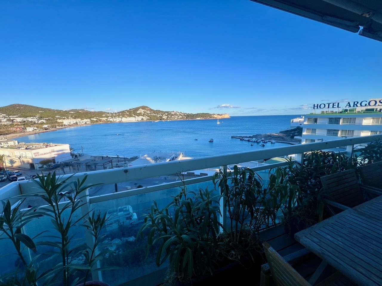 Ático con vistas a la playa de Talamanca