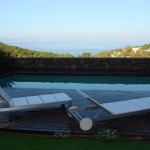 piscina privada vista al mar